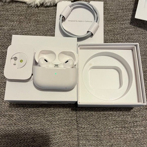 Airpod pros new in sealed box